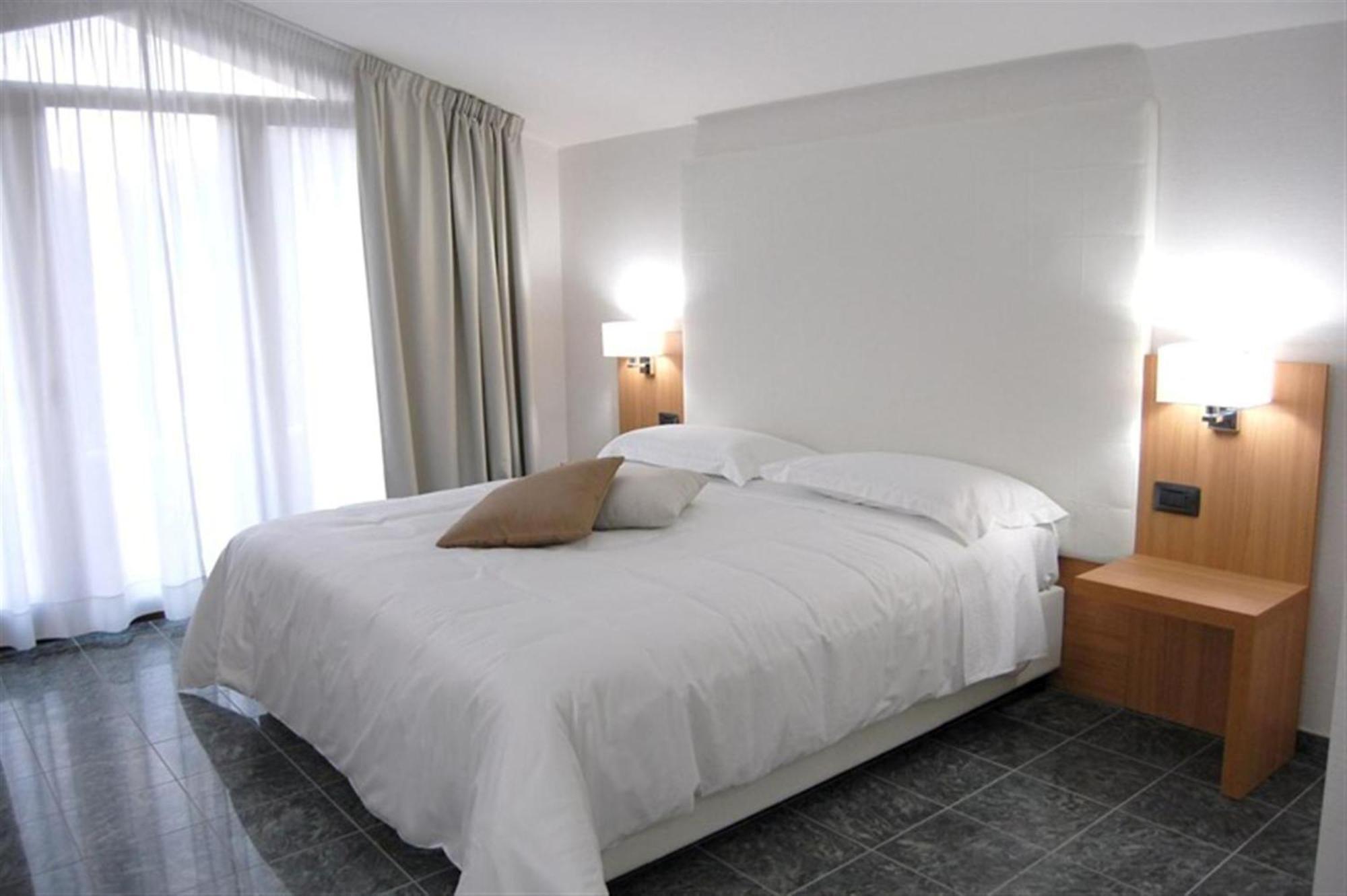 Vea Resort Hotel Mercato San Severino Eksteriør bilde