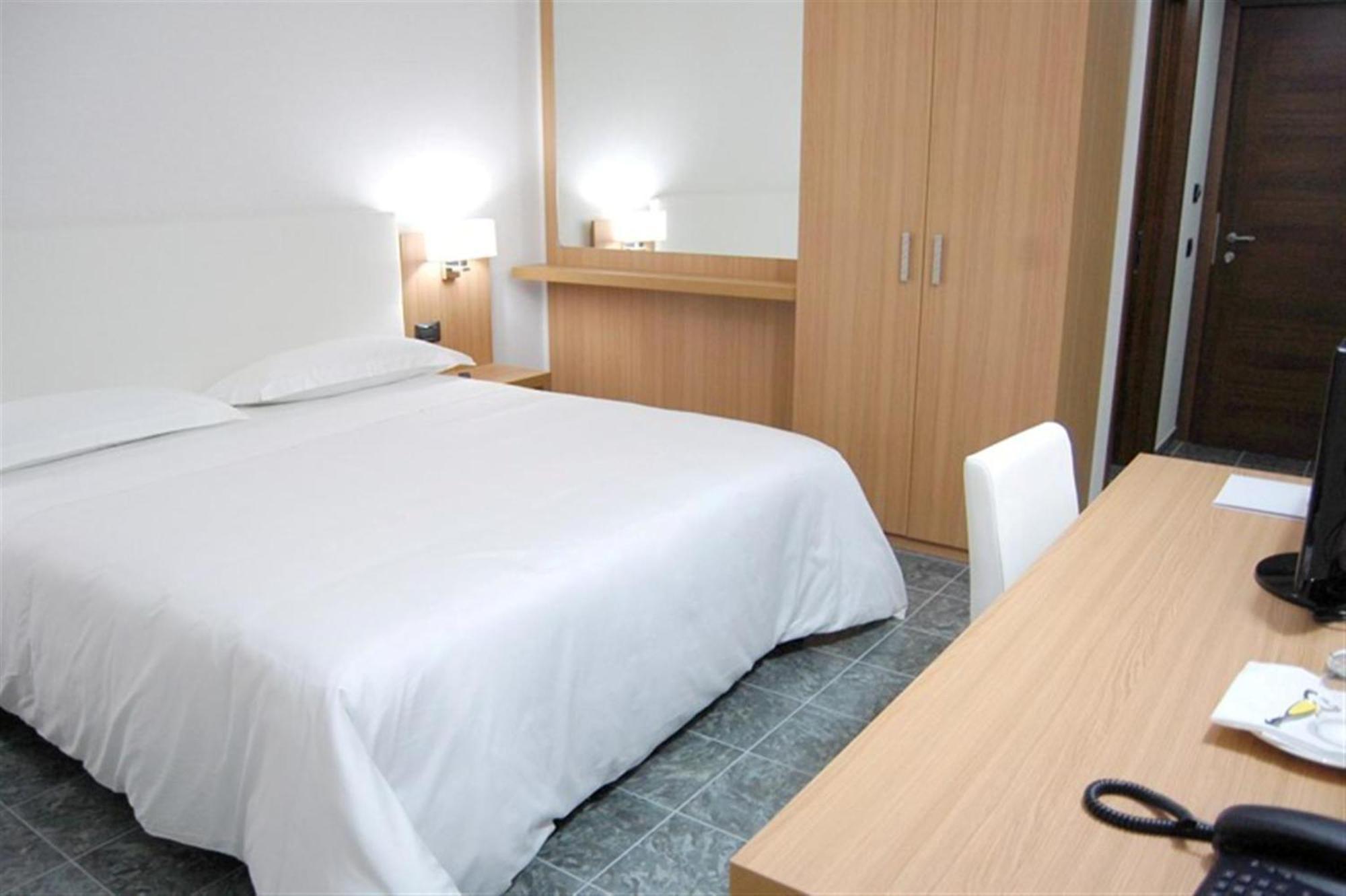 Vea Resort Hotel Mercato San Severino Eksteriør bilde