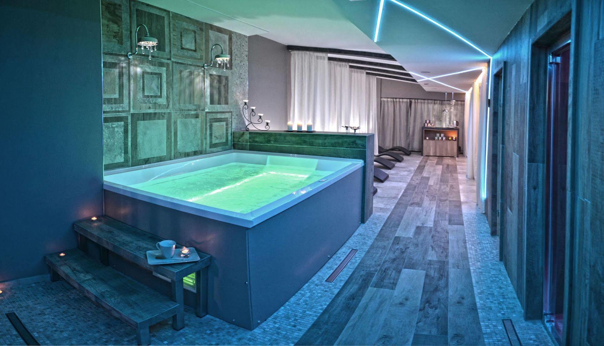 Vea Resort Hotel Mercato San Severino Eksteriør bilde
